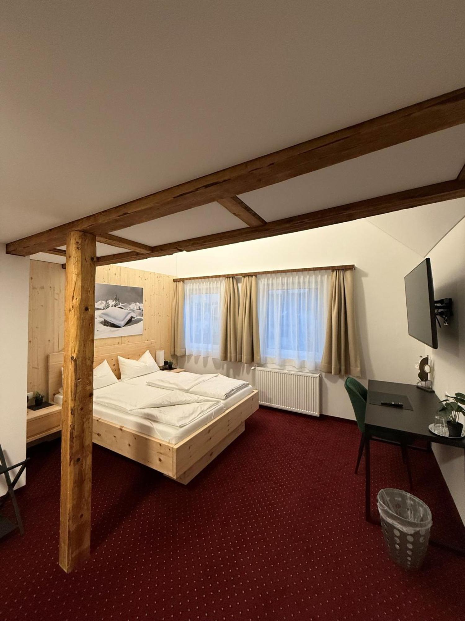 Hotel Pension Loewen In Sulz Sulz  Bagian luar foto